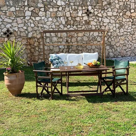 Lofos House Daire Karavádhos