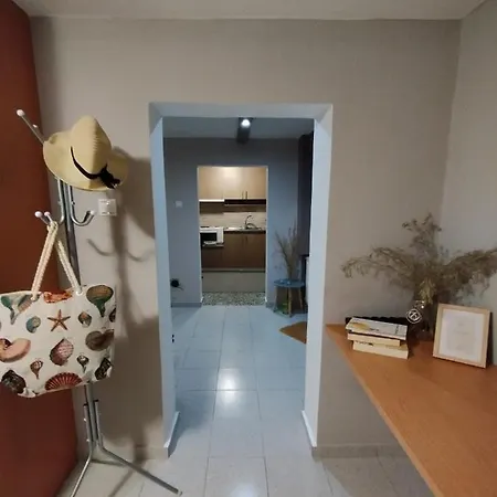 Apartment Lofos House