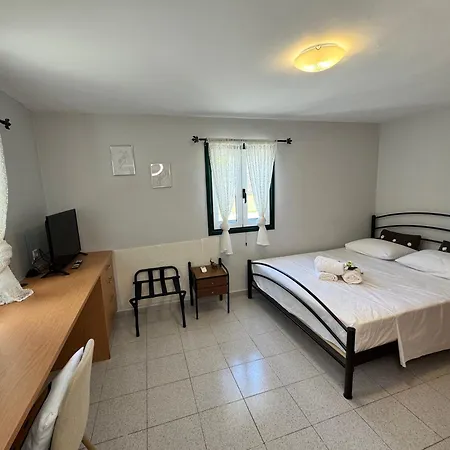 Lofos House Karavados